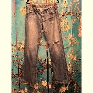 Citizens of humanity, Kelly #001 stretch, low waisted, boot cut, Sz 29 jeans.